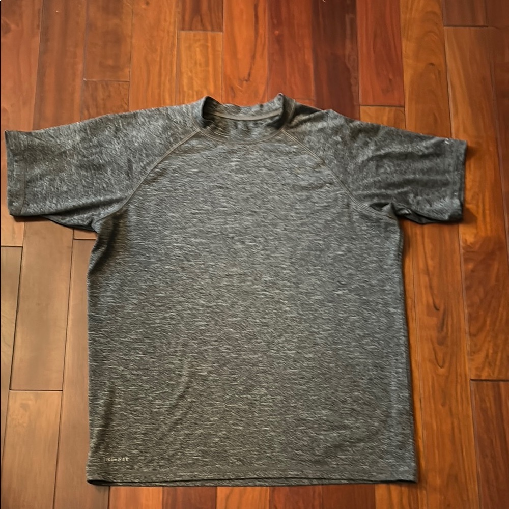 Gray Short Sleeve Crew Neck Tee